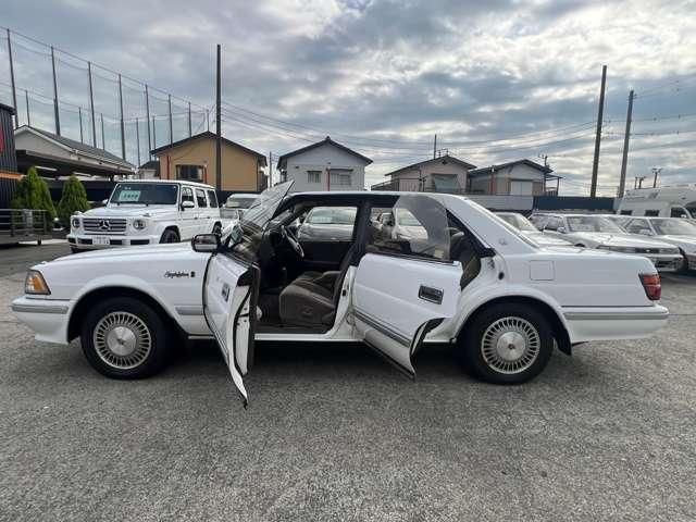 TOYOTA CROWN HARDTOP 1990 Image 31