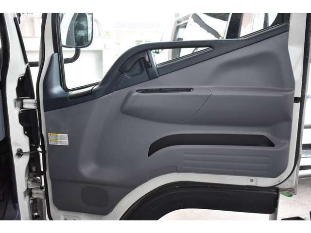 MITSUBISHI CANTER 2014 Image 31
