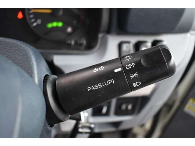 MITSUBISHI CANTER 2014 Image 31