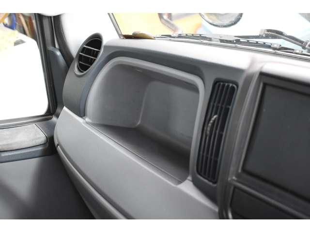 MITSUBISHI CANTER 2014 Image 31