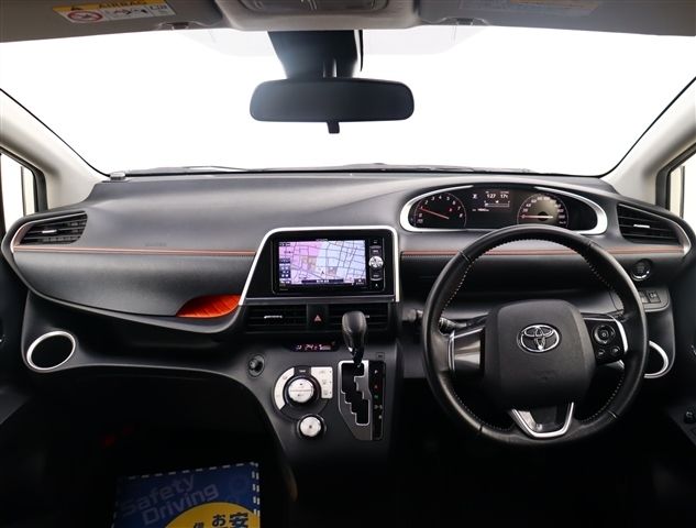 TOYOTA SIENTA 2017 Image 31