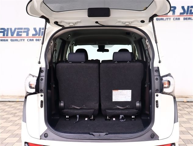 TOYOTA SIENTA 2017 Image 31