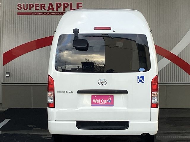 TOYOTA REGIUSACE VAN 4WD 2019 Image 31