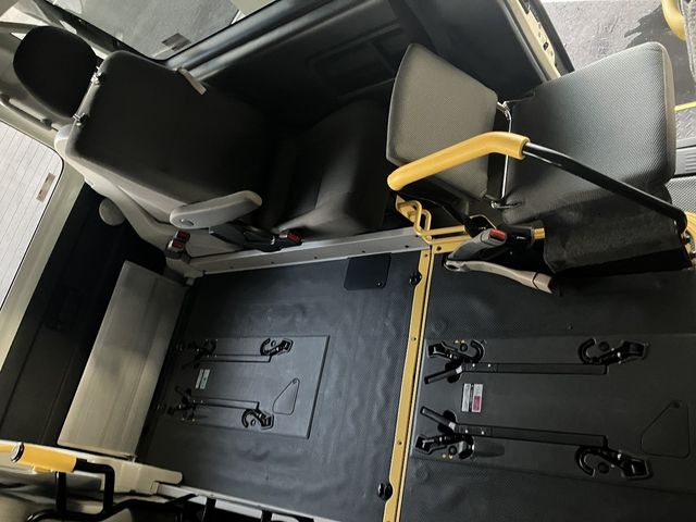 TOYOTA REGIUSACE VAN 4WD 2019 Image 31