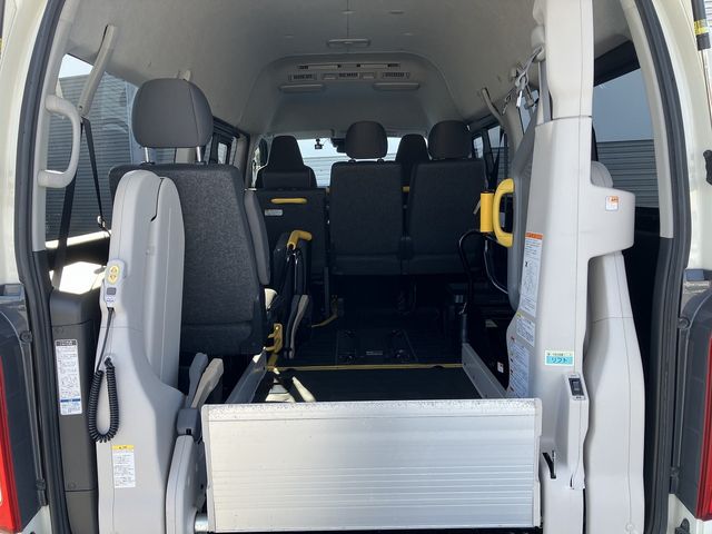 TOYOTA HIACE VAN 4WD 2019 Image 31