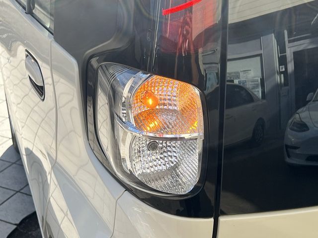 TOYOTA C+POD 2021 Image 31