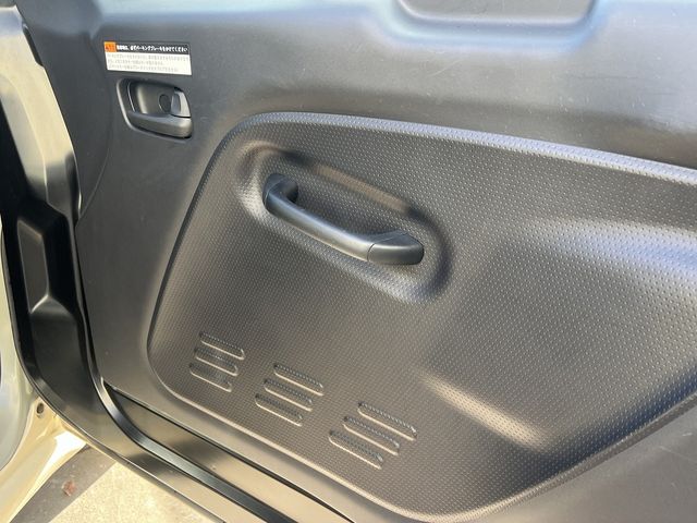 TOYOTA C+POD 2021 Image 31