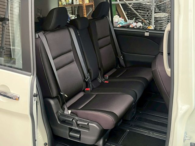 NISSAN SERENA  S-HYBRID 2017 Image 31