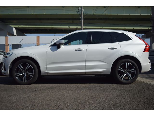 VOLVO XC60 2018 Image 31