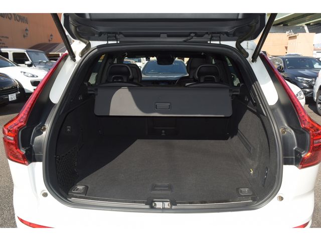 VOLVO XC60 2018 Image 31