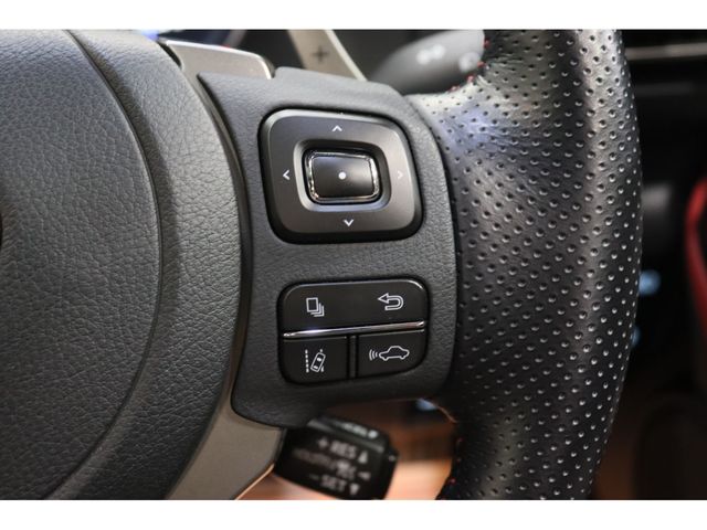 TOYOTA LEXUS RC300H 2022 Image 31