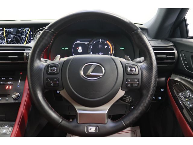 TOYOTA LEXUS RC300H 2022 Image 31