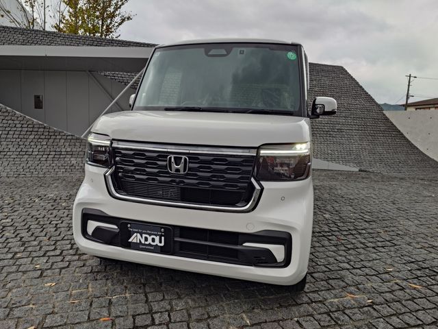 HONDA N BOX CUSTOM 2024 Image 31