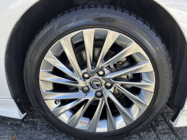 TOYOTA LEXUS ES300H 2019 Image 31