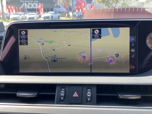 TOYOTA LEXUS ES300H 2019 Image 31