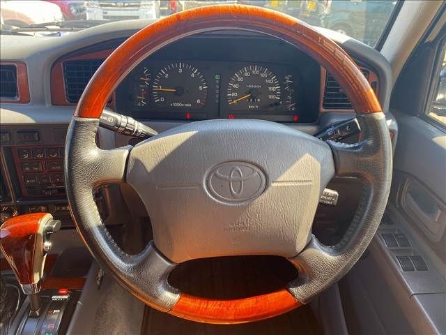 TOYOTA LANDCRUISER WAGON 1997 Image 31