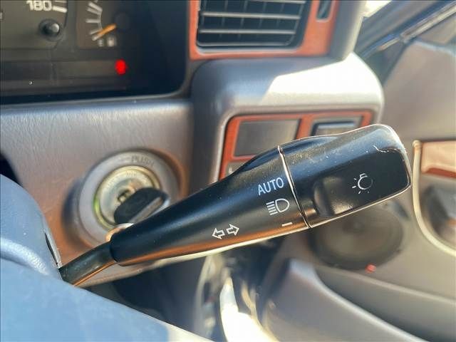 TOYOTA LANDCRUISER WAGON 1997 Image 31