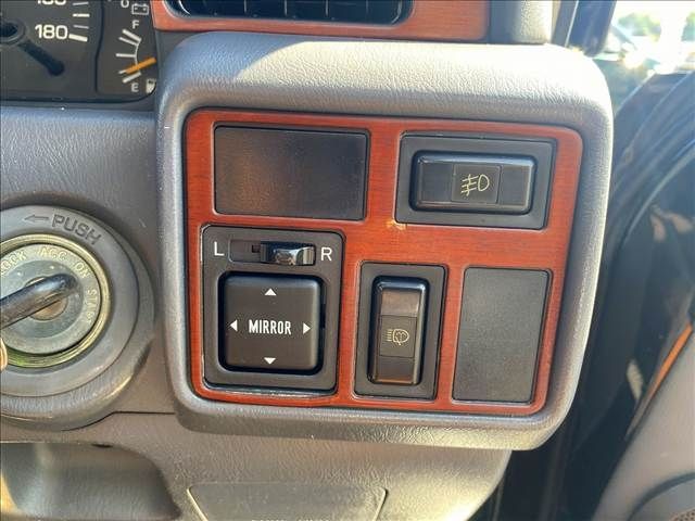 TOYOTA LANDCRUISER WAGON 1997 Image 31