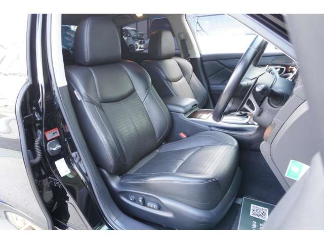 NISSAN FUGA 2011 Image 31