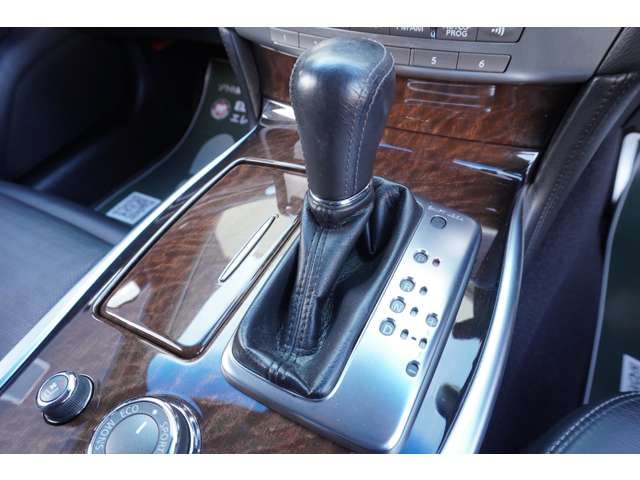 NISSAN FUGA 2011 Image 31