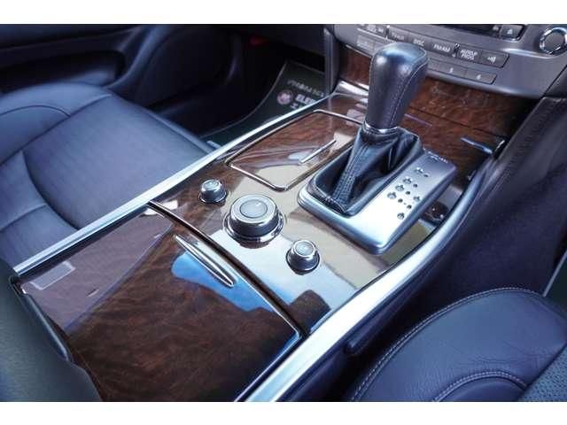 NISSAN FUGA 2011 Image 31