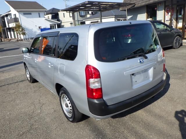 TOYOTA PROBOX VAN HYBRID 2019 Image 31