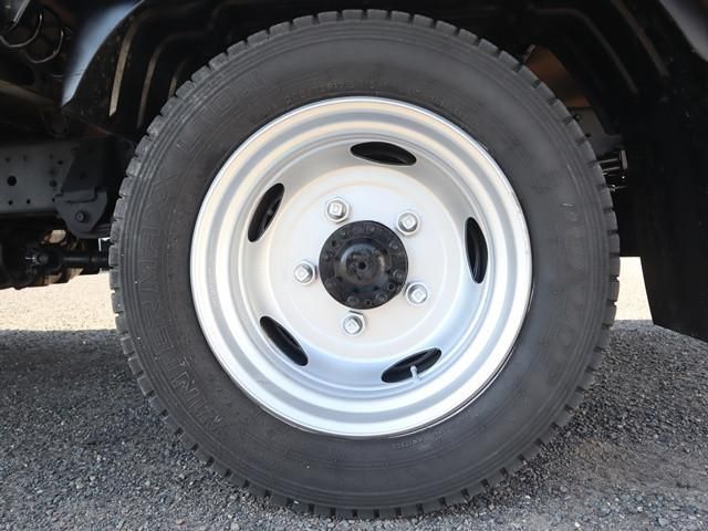 HINO DUTRO 2020 Image 31