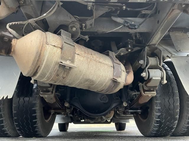 MITSUBISHI CANTER 2014 Image 31