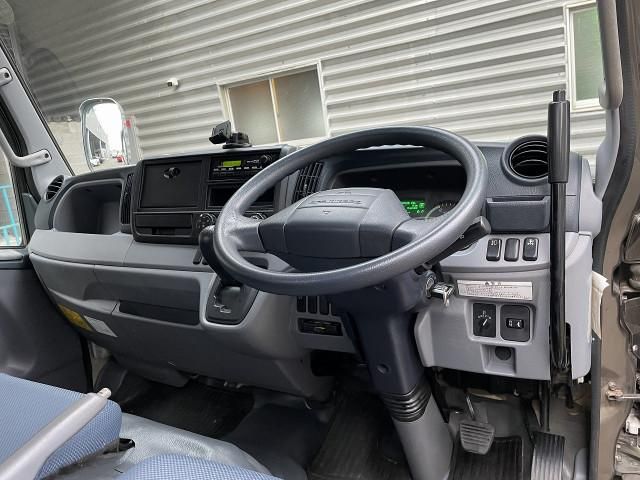 MITSUBISHI CANTER 2014 Image 31