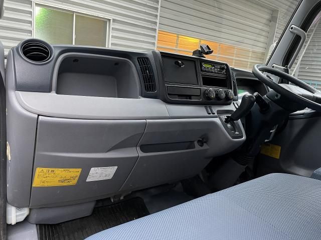 MITSUBISHI CANTER 2014 Image 31