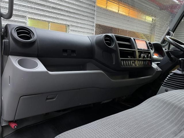 TOYOTA DYNA 2014 Image 31