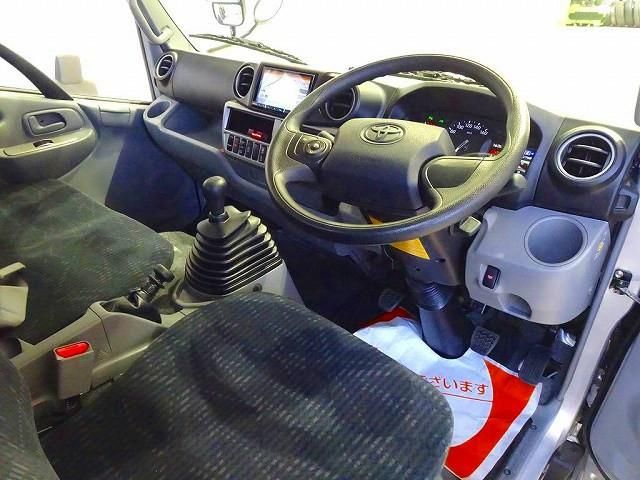 TOYOTA DYNA 2024 Image 31