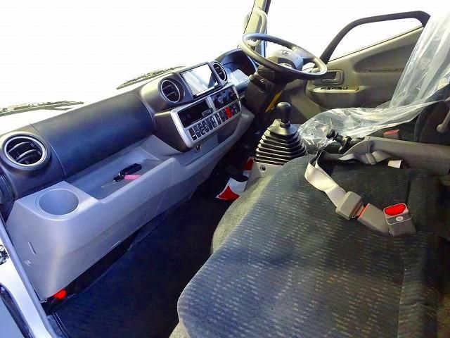 TOYOTA DYNA 2024 Image 31