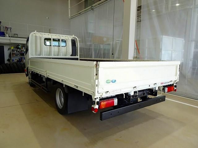 HINO DUTRO 2020 Image 31