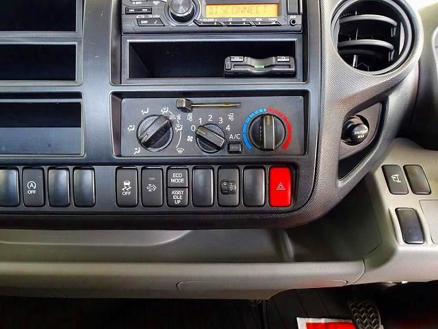 HINO DUTRO 2020 Image 31