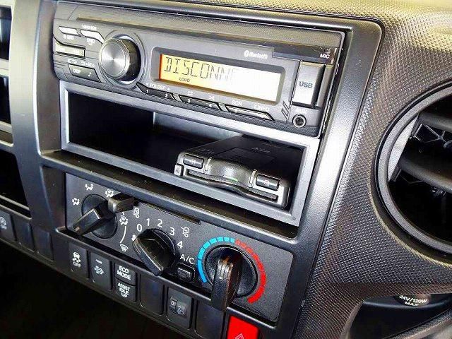 HINO DUTRO 2020 Image 31