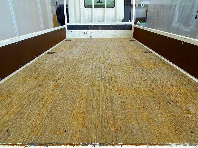 HINO DUTRO 2020 Image 31