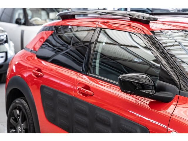 CITROEN C4 CACTUS 2017 Image 31