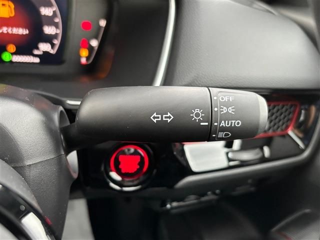 HONDA CIVIC HATCHBACK 2025 Image 31