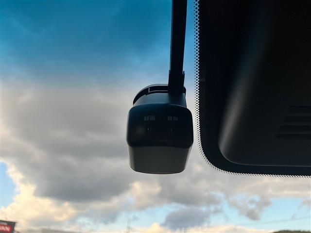 NISSAN FUGA HYBRID 2022 Image 31