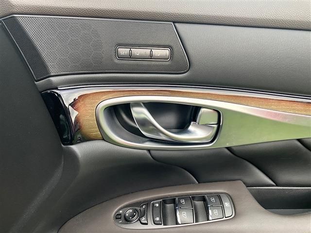 NISSAN FUGA HYBRID 2022 Image 31