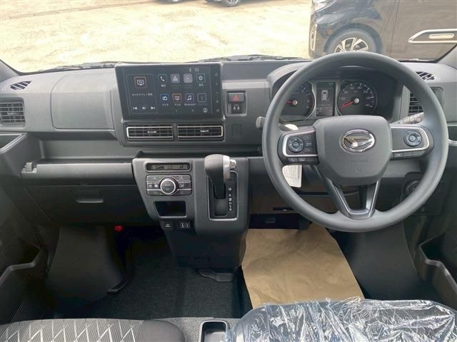 DAIHATSU ATRAI VAN 2025 Image 31