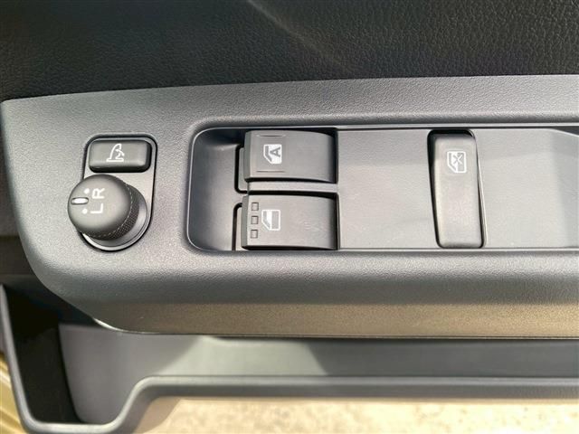 DAIHATSU ATRAI VAN 2025 Image 31