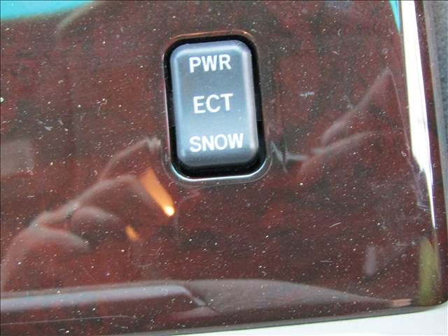 TOYOTA CROWN SEDAN 2002 Image 31