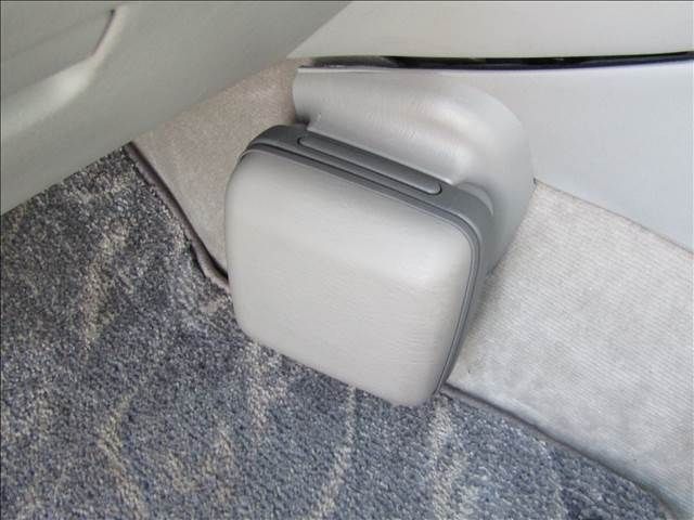 TOYOTA CROWN SEDAN 2002 Image 31