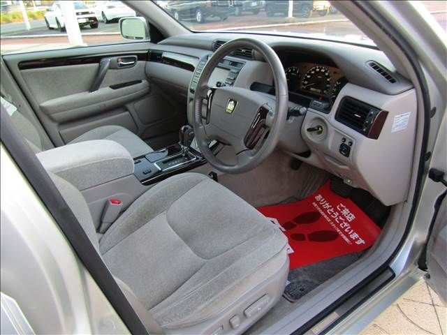 TOYOTA CROWN SEDAN 2002 Image 31