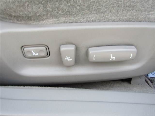 TOYOTA CROWN SEDAN 2002 Image 31