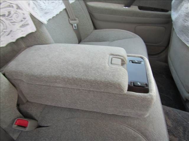 TOYOTA CROWN SEDAN 2002 Image 31