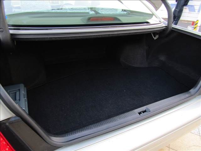 TOYOTA CROWN SEDAN 2002 Image 31