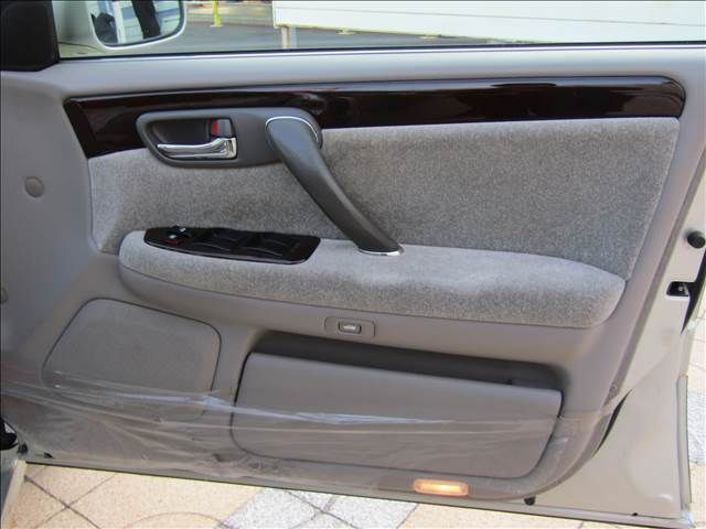 TOYOTA CROWN SEDAN 2002 Image 31